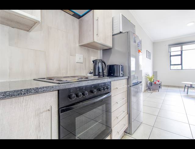 1 BEDROOM APARTMENT TO LET IN FERNDALE
